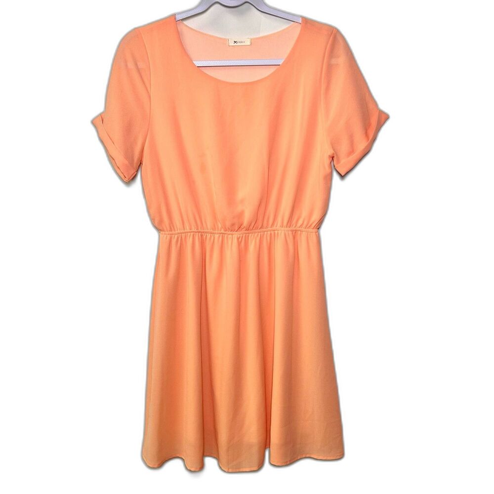 Everly peach elastic waist short-sleeved dress size M feminine
